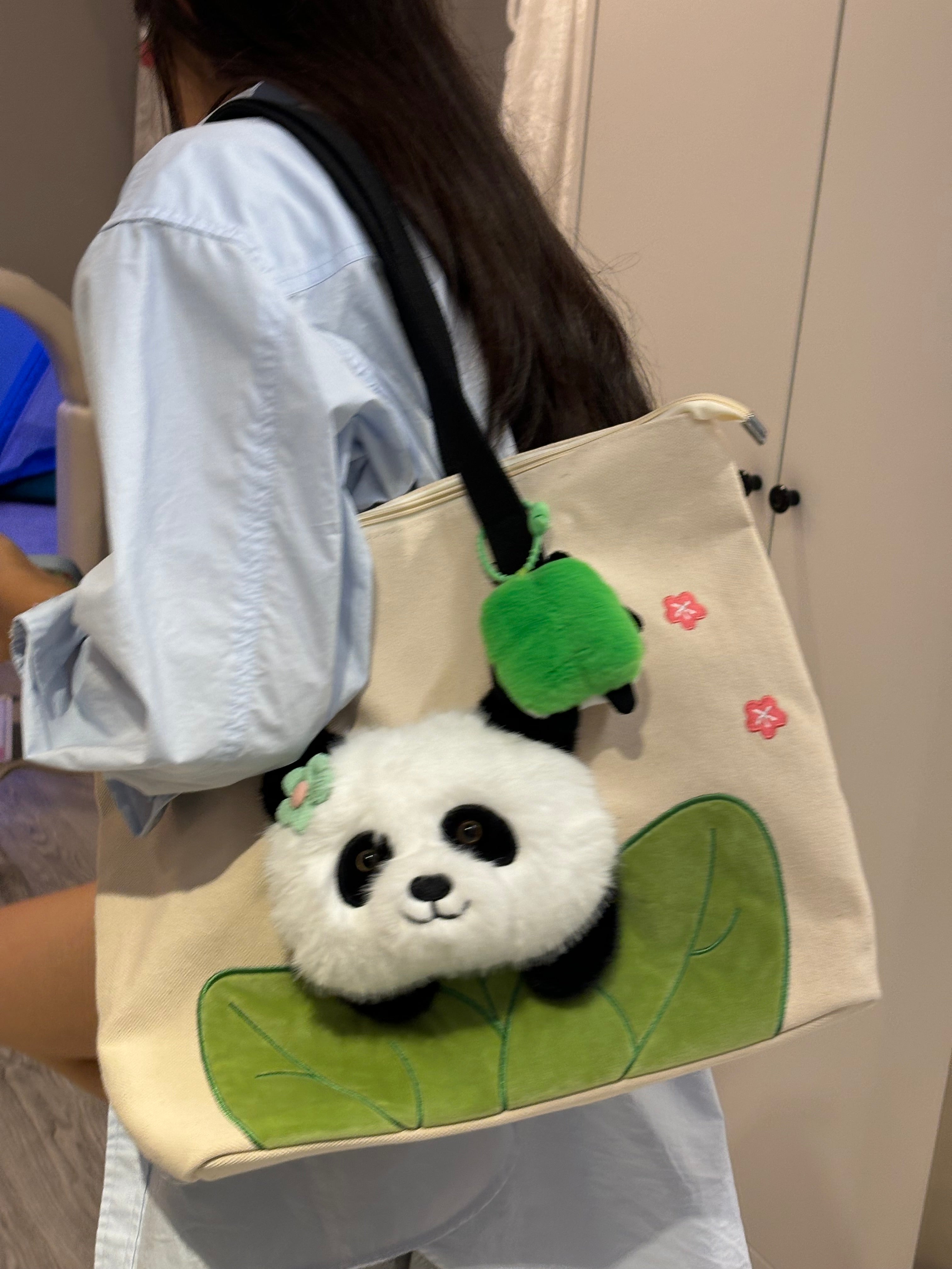 Green leaf panda huahua shoulder bag